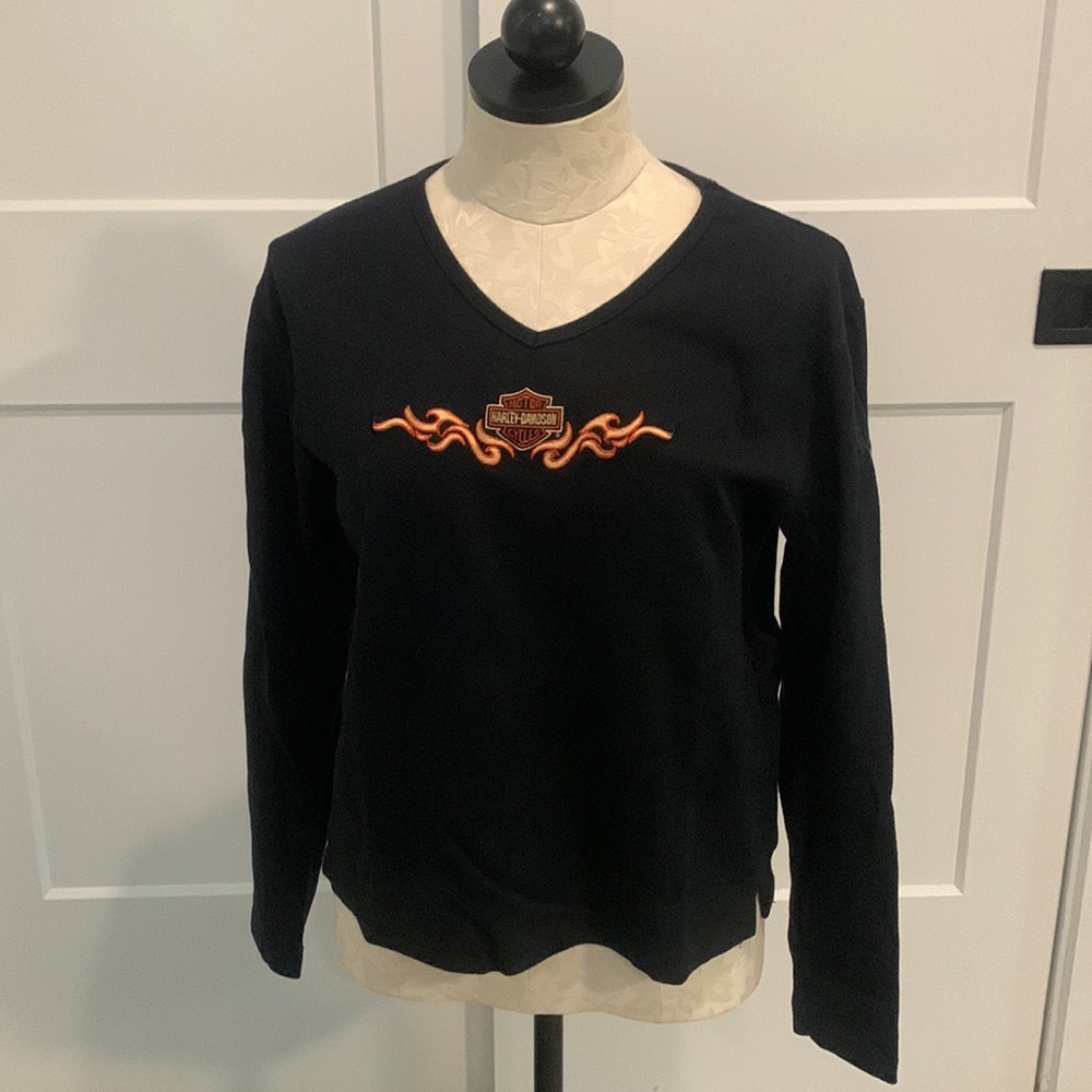 Vintage Harley-Davidson Long Sleeved top with flames and the bar and shield.